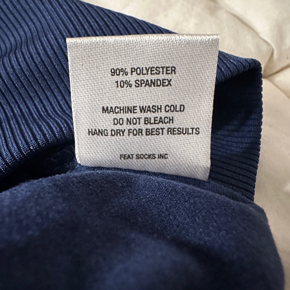 Feat Unisex Navy Roam Crewneck - NWT - Size L - Picture 9 of 11